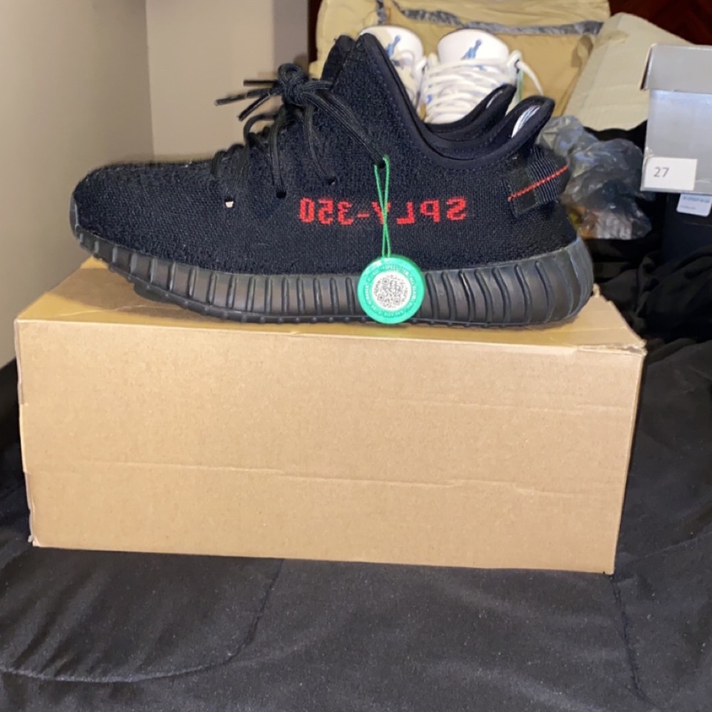Yeezy 350 bred